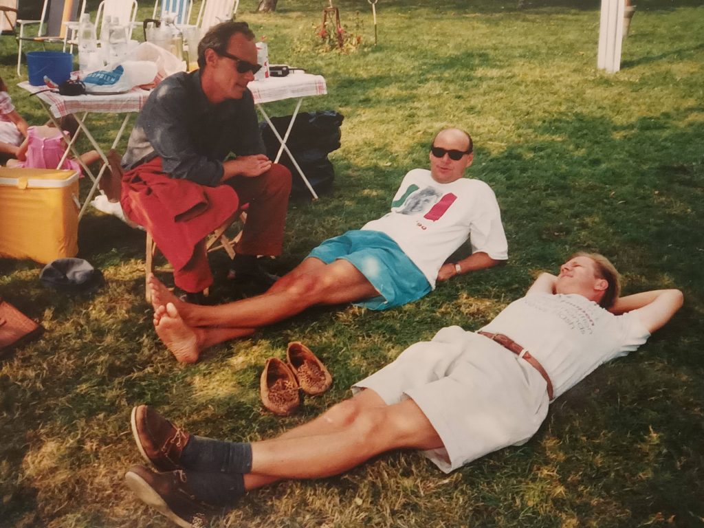 Knut Agnred, Anders Eriksson och Peter Rangmar tar en paus.